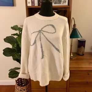 Abercrombie & Fitch Cream Sweater